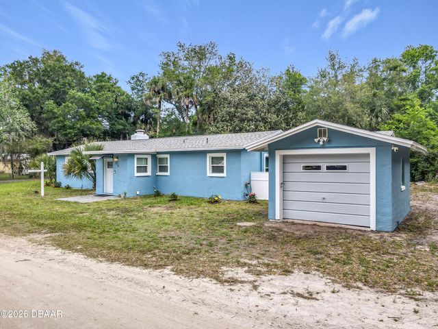 819 B Street, New Smyrna Beach, FL 32168