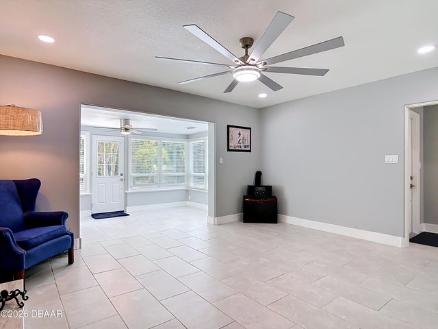 819 B Street, New Smyrna Beach, FL 32168