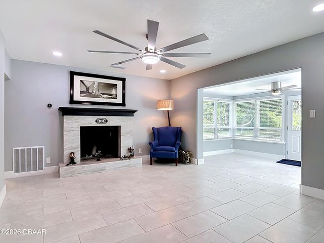 819 B Street, New Smyrna Beach, FL 32168