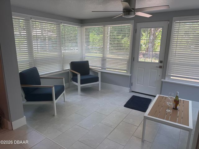 819 B Street, New Smyrna Beach, FL 32168