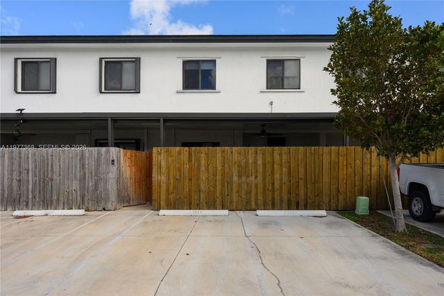 13324 SW 250th St, Miami, FL 33032