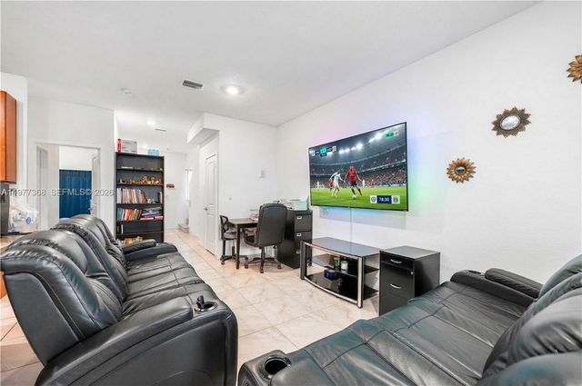 13324 SW 250th St, Miami, FL 33032