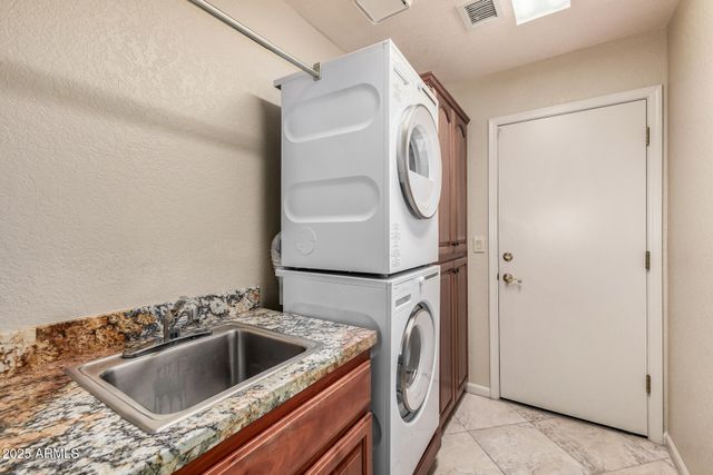 10617 E MICHIGAN Avenue, Sun Lakes, AZ 85248