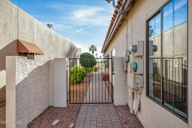 10617 E MICHIGAN Avenue, Sun Lakes, AZ 85248