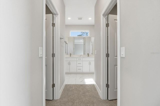 16604 SW 21ST CIRCLE, Ocala, FL 34473