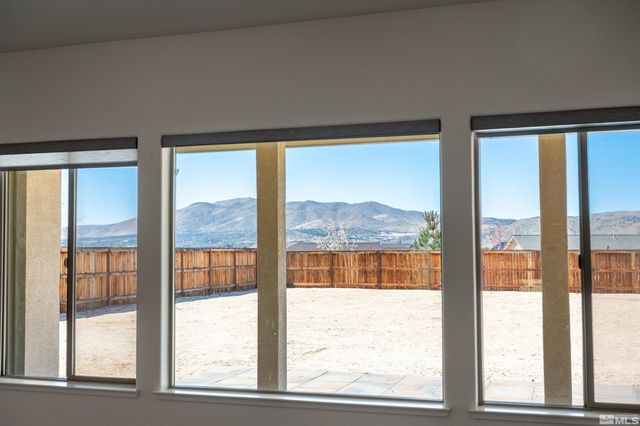 11691 Hacienda Ridge Way, Sparks, NV 89441