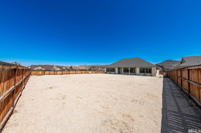 11691 Hacienda Ridge Way, Sparks, NV 89441