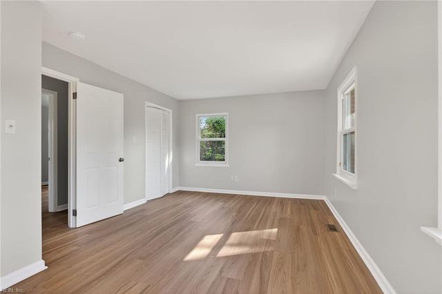 122 Jenness LN, Newport News, VA 23602