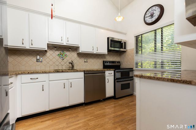 9 Old North Stamford Road 35C, Stamford, CT 06905
