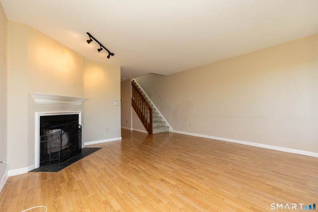 9 Old North Stamford Road 35C, Stamford, CT 06905