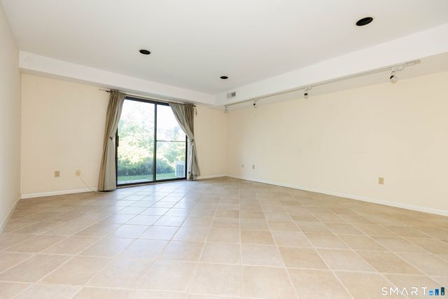 9 Old North Stamford Road 35C, Stamford, CT 06905