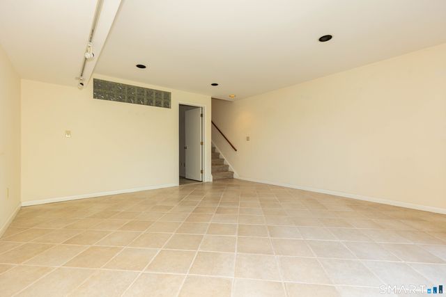 9 Old North Stamford Road 35C, Stamford, CT 06905