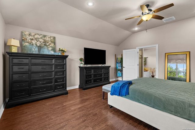 1336 Sparkman, Boerne, TX 78006