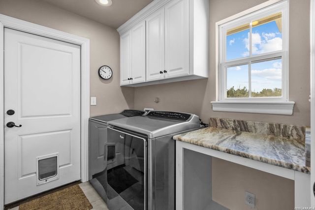 1336 Sparkman, Boerne, TX 78006