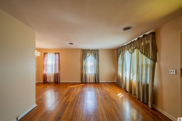3015 Madison Street, Paducah, KY 42001