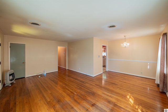 3015 Madison Street, Paducah, KY 42001