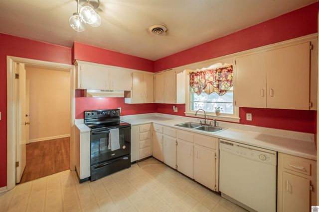 3015 Madison Street, Paducah, KY 42001