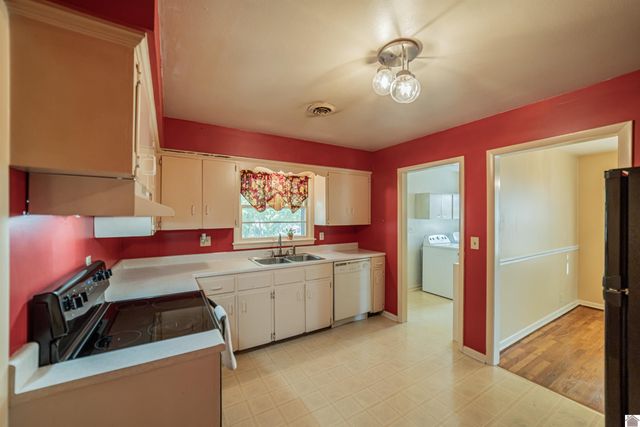 3015 Madison Street, Paducah, KY 42001
