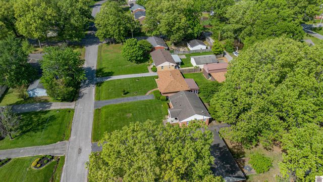 3015 Madison Street, Paducah, KY 42001