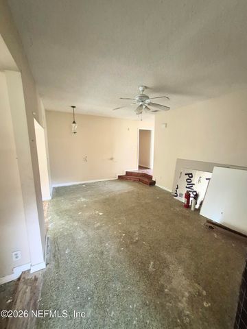6046 KINNON Drive, Jacksonville, FL 32209
