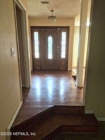 6046 KINNON Drive, Jacksonville, FL 32209