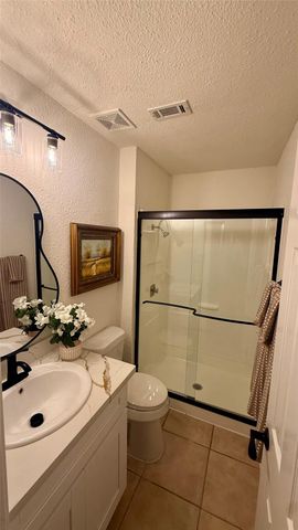 1 Laurel Oak Place, Spring, TX 77380