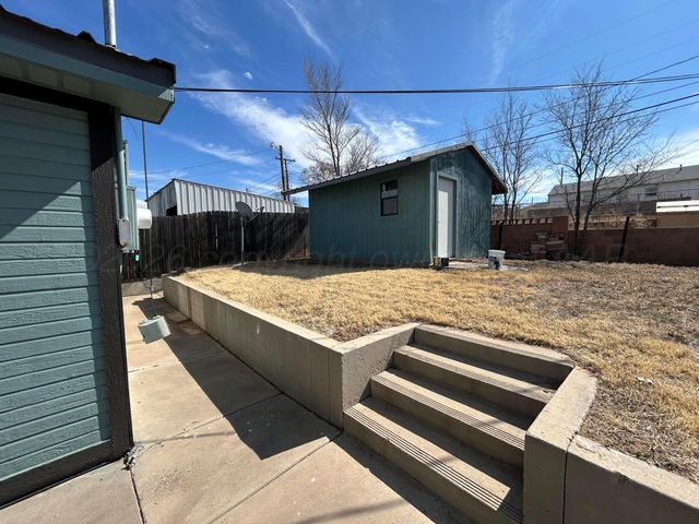 923 Elmore Street, Borger, TX 79007