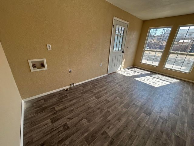 923 Elmore Street, Borger, TX 79007