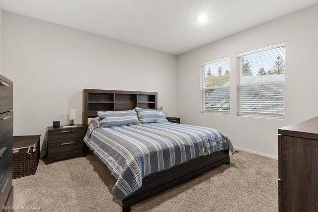 8215 S Avery Rd, Cheney, WA 99004