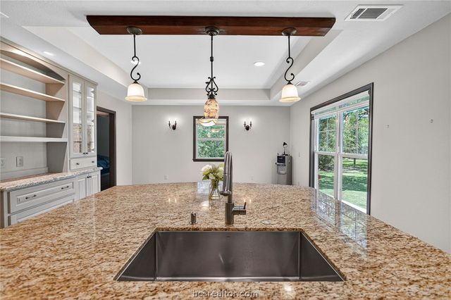 5680 Pratt Road, College Station, TX 77845