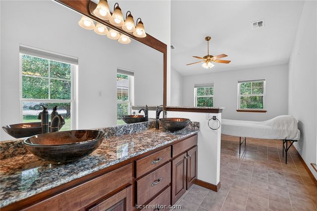 5680 Pratt Road, College Station, TX 77845