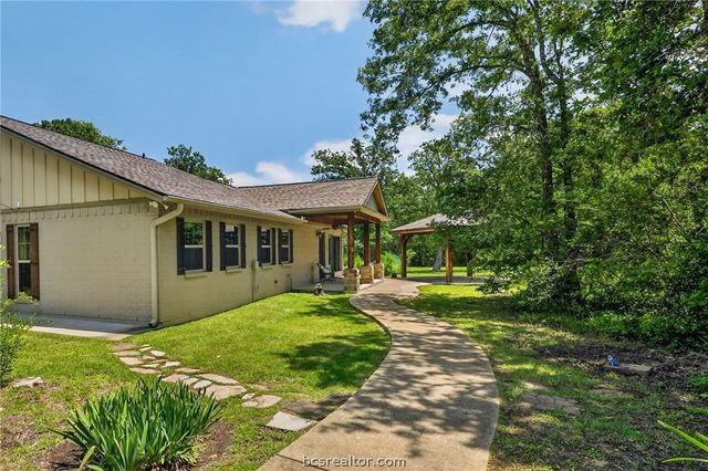 5680 Pratt Road, College Station, TX 77845