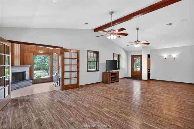 5680 Pratt Road, College Station, TX 77845