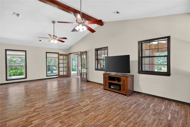 5680 Pratt Road, College Station, TX 77845