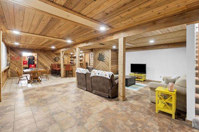 2131 E 430 S Road, Lafayette, IN 47909