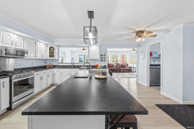 2131 E 430 S Road, Lafayette, IN 47909