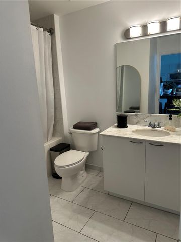 133 NE 2nd Ave 3009, Miami, FL 33132