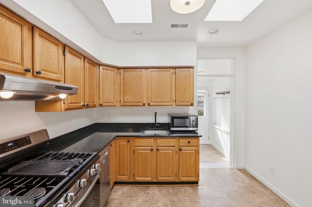 3022 DARBY ST E, Baltimore, MD 21211