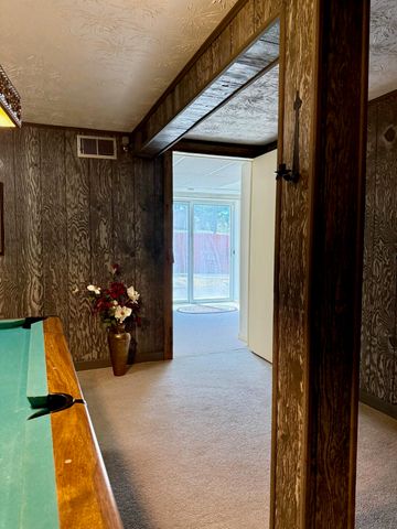 3317 HWY 52, Beattyville, KY 41311