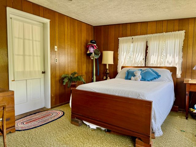 3317 HWY 52, Beattyville, KY 41311