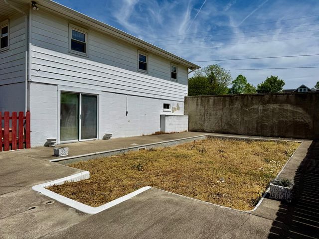 3317 HWY 52, Beattyville, KY 41311