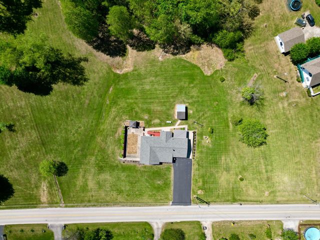 3317 HWY 52, Beattyville, KY 41311