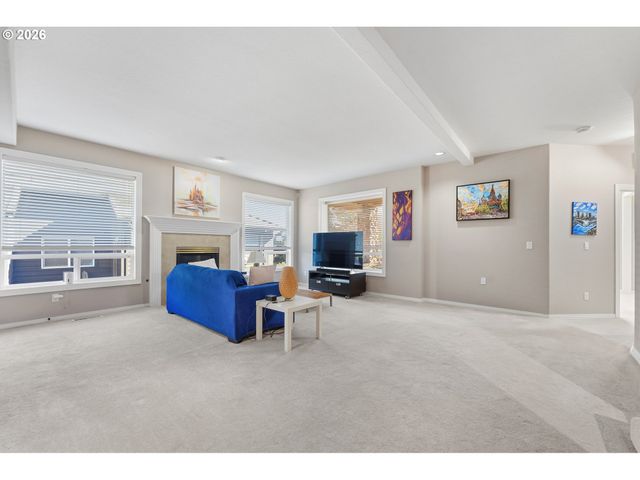 13923 Sw MISTLETOE Dr, Portland, OR 97223