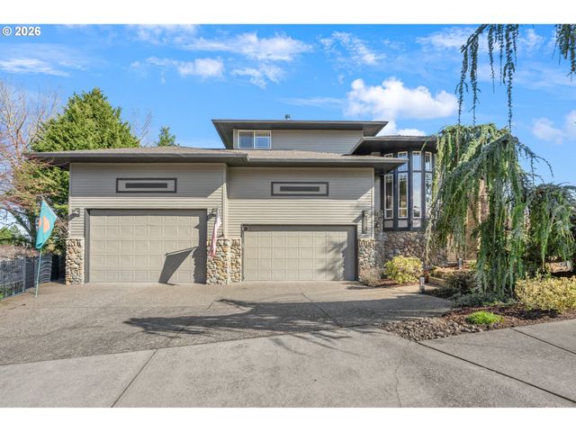 13923 Sw MISTLETOE Dr, Portland, OR 97223