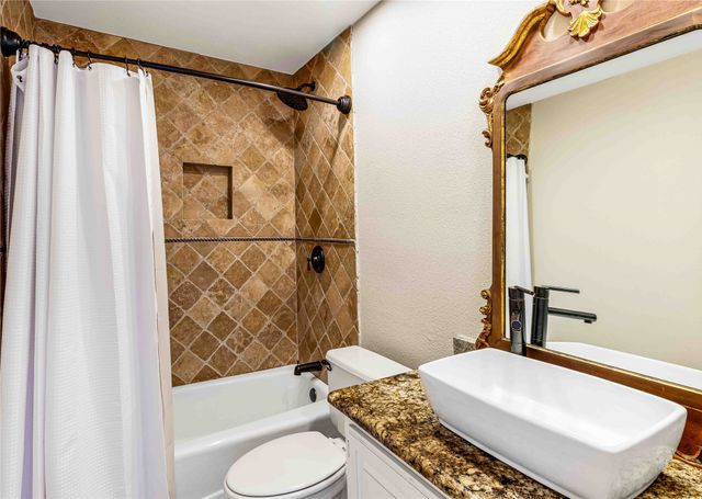 3921 Salem Court, Plano, TX 75023