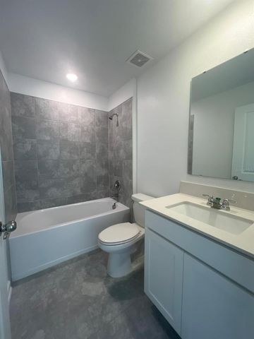 413 CEDAR KEY STREET, Davenport, FL 33837