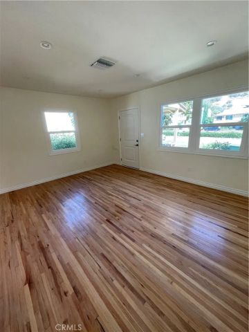 1127 N Verdugo A, Glendale, CA 91206