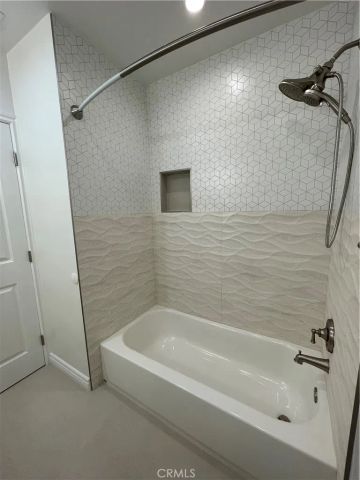 1127 N Verdugo A, Glendale, CA 91206