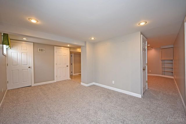 5722 Kroegermount Drive, Cincinnati, OH 45239