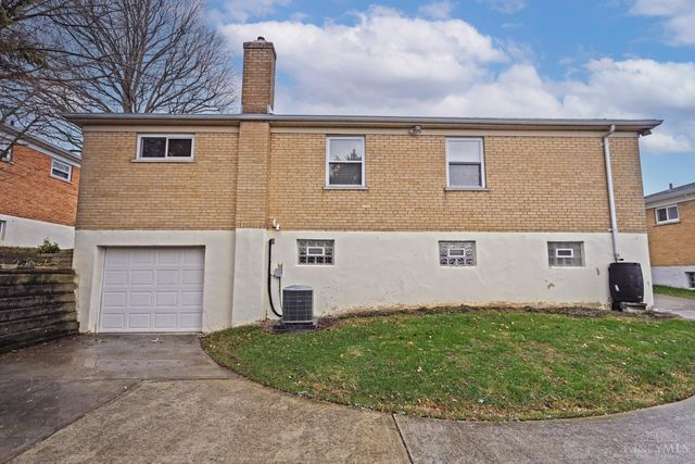 5722 Kroegermount Drive, Cincinnati, OH 45239